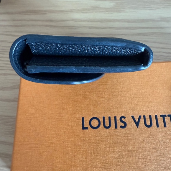 Louis Vuitton Rosalie Coin Purse Empreinte Leather Noir - Picture 6 of 11